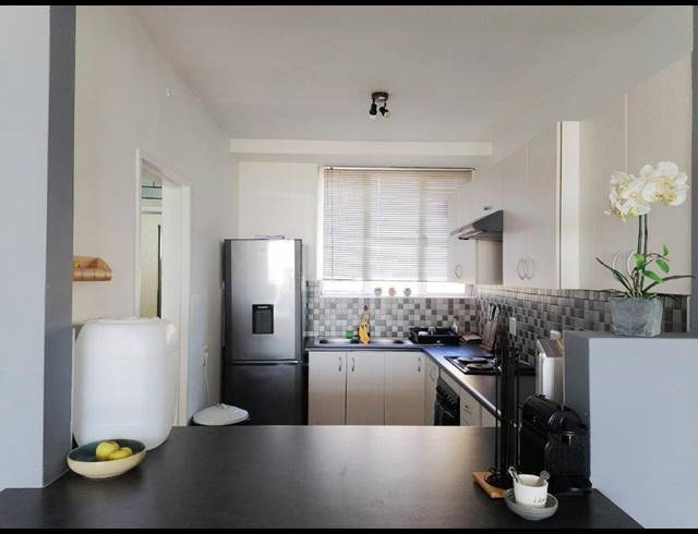 2 BEDROOM APARTMENT RENTED IN HUMEWOOD